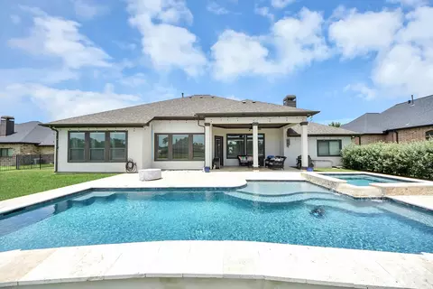 11726 W Grand Pond Dr, Montgomery, TX 77356