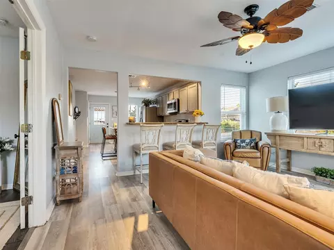 7121 P 12, Galveston, TX 77551