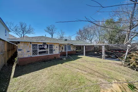 3826 Noah St, Houston, TX 77021