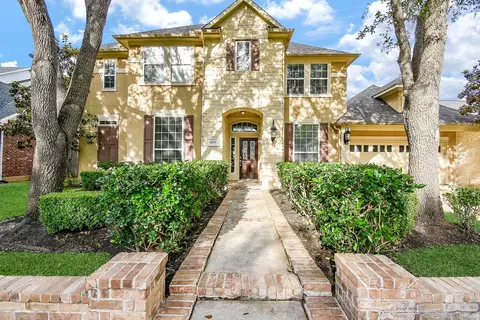 1619 Caledonia Trl, Sugar Land, TX 77479