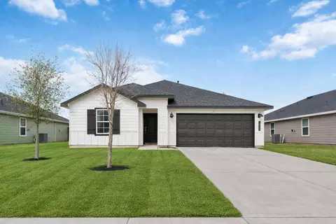 1026 Great Barracuda Ln, Alvin, TX 77511