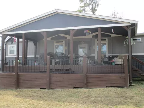 Exterior - 199 Cedar, Onalaska, TX 77360 photo 4 of 12