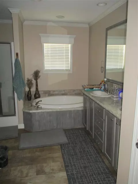 Bath - 199 Cedar, Onalaska, TX 77360 photo 2 of 2