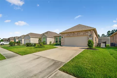 Exterior - 516 Nokota Dr, Spring, TX 77382 photo 7 of 8