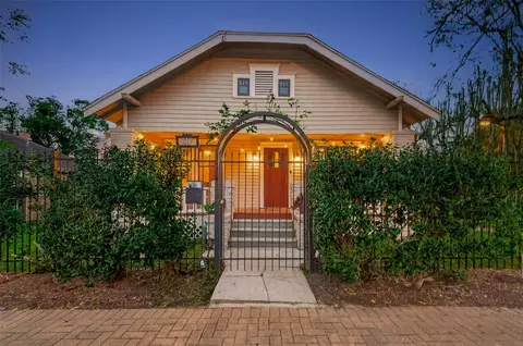 817 Henderson St, Houston, TX 77007