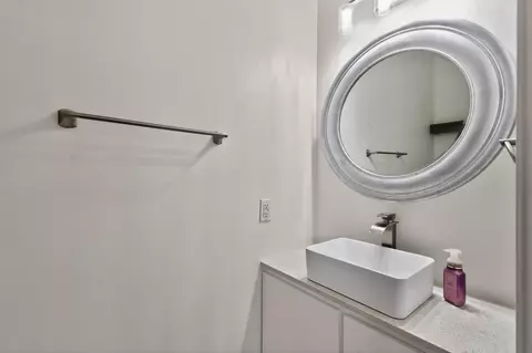 Bath - 918 Ivycroft Ln, Spring, TX 77373 photo 1 of 4