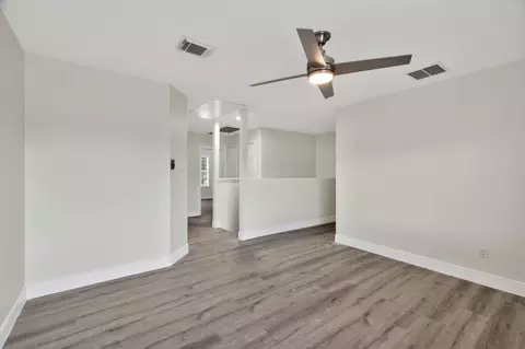 Living - 918 Ivycroft Ln, Spring, TX 77373 photo 5 of 5