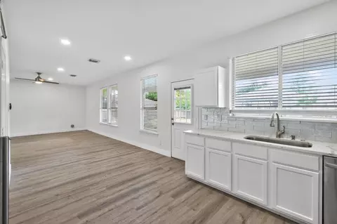 Other - 918 Ivycroft Ln, Spring, TX 77373 photo 3 of 9