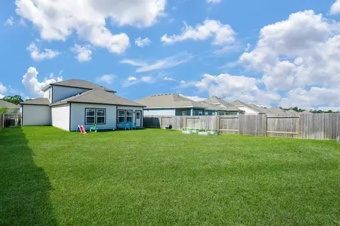 Exterior - 16843 Bristle Cone Way, Conroe, TX 77302 photo 5 of 10