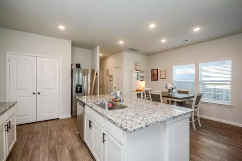 Kitchen - 16843 Bristle Cone Way, Conroe, TX 77302 photo 1 of 2