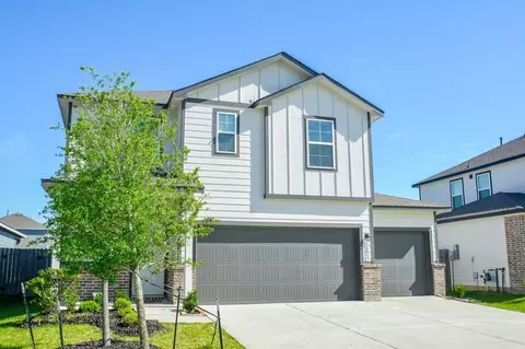 Exterior - 16843 Bristle Cone Way, Conroe, TX 77302 photo 2 of 10