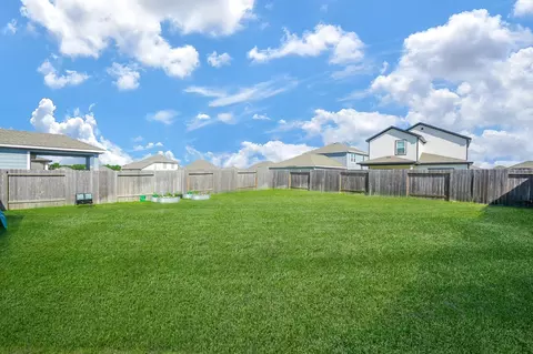 Exterior - 16843 Bristle Cone Way, Conroe, TX 77302 photo 6 of 10