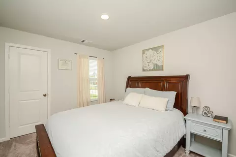 Bedroom - 16843 Bristle Cone Way, Conroe, TX 77302 photo 6 of 7