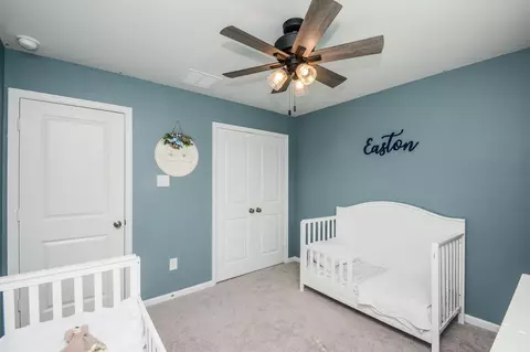 Bedroom - 16843 Bristle Cone Way, Conroe, TX 77302 photo 5 of 7