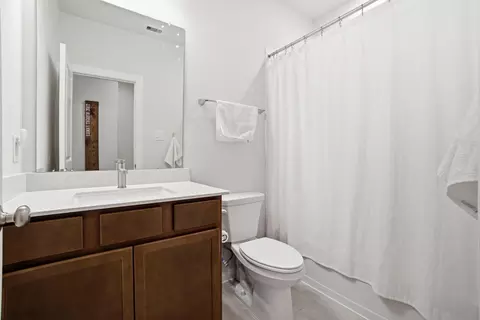 Bath - 526 Cotton Patch Dr, Willis, TX 77318 photo 3 of 3
