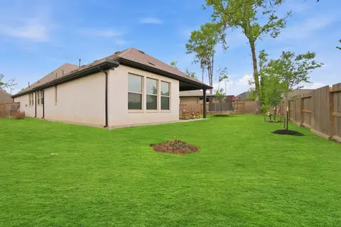 Exterior - 526 Cotton Patch Dr, Willis, TX 77318 photo 6 of 7