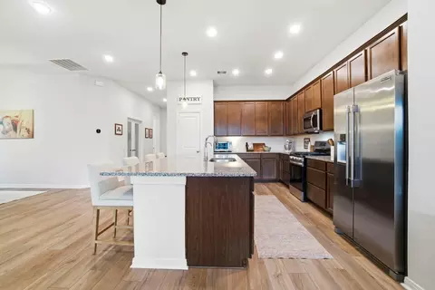 Kitchen - 526 Cotton Patch Dr, Willis, TX 77318 photo 4 of 4