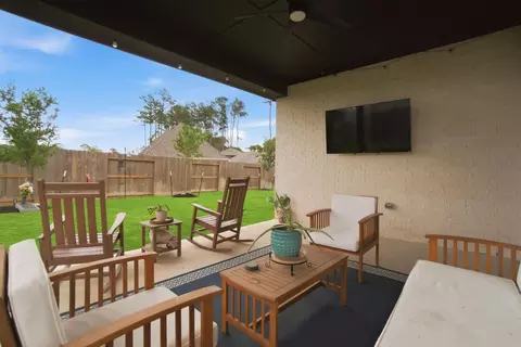 Exterior - 526 Cotton Patch Dr, Willis, TX 77318 photo 4 of 7