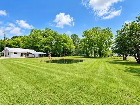 42600 Highway 105, Batson, TX 77519