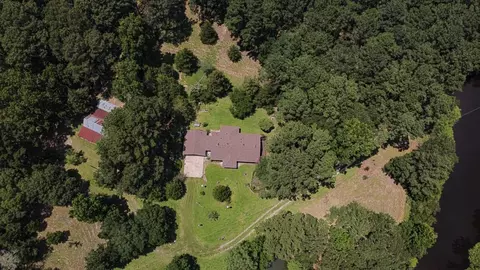 1002 Willson Rd, Livingston, TX 77351