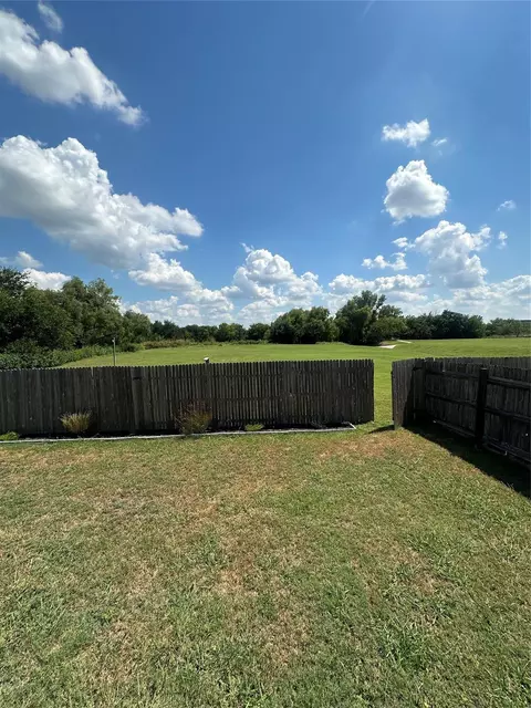 Exterior - 602 Lavaca Loop, Elgin, TX 78621 photo 6 of 8