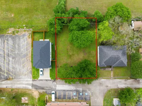 1314 Washington St, Brenham, TX 77833