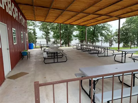 Exterior - 305 Canadian Dr, Trinity, TX 75862 photo 2 of 8
