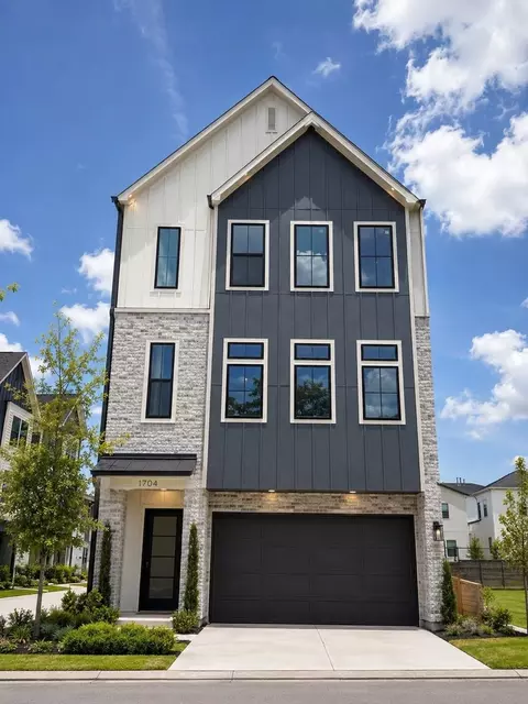 8712 Padua Ln, Houston, TX 77055