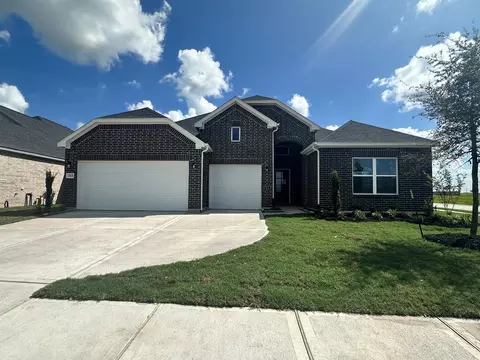 13631 Lago Vista Dr, Iowa Colony, TX 77583