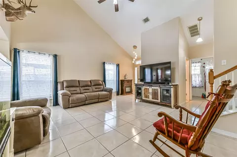 8319 White Pine Ln, Baytown, TX 77523