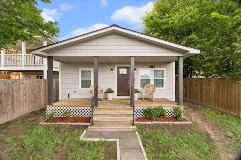 216 E 32nd St, Houston, TX 77018