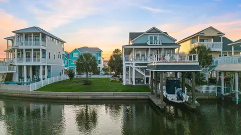 4008 Isla Del Sol, Galveston, TX 77554