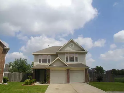 3608 Lochmoor Ln, Pearland, TX 77581