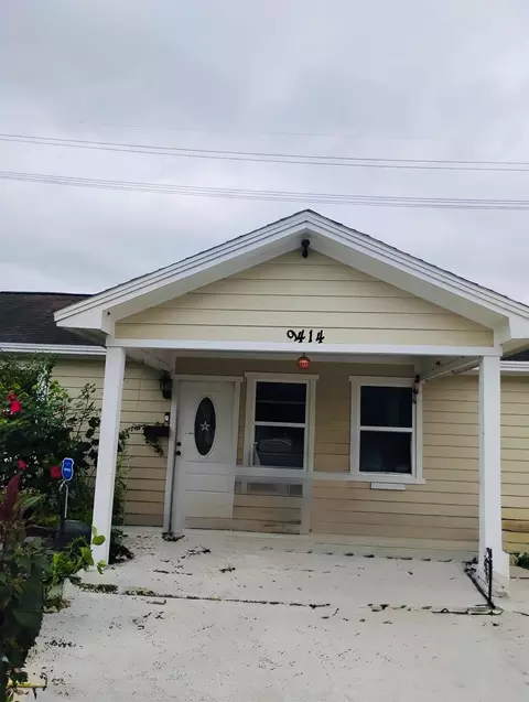 9414 Ashville Dr, Houston, TX 77051