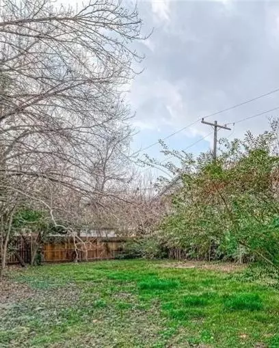 1421 Adkins Rd # -B, Houston, TX 77055