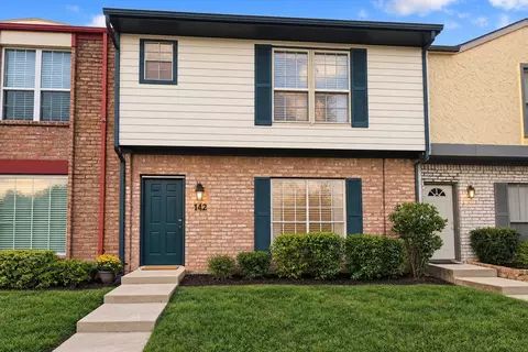 7700 Creekbend #142, Houston, TX 77071