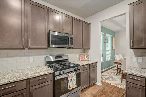 Kitchen - 22935 White Powder Dr, Spring, TX 77373 photo 4 of 4