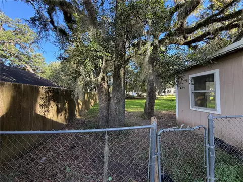 Exterior - 603 E 1st St, Sweeny, TX 77480 photo 4 of 4