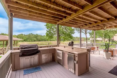 Exterior - 7 Lakeside, Trinity, TX 75862 photo 4 of 7