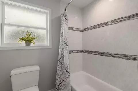 Bath - 7 Lakeside, Trinity, TX 75862 photo 6 of 6