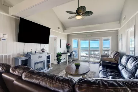 Living - 814 Beach Dr, Surfside Beach, TX 77541 photo 1 of 4