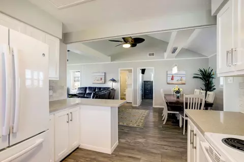 Kitchen - 814 Beach Dr, Surfside Beach, TX 77541 photo 3 of 3