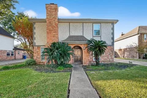 906 Crossfield Dr, Katy, TX 77450