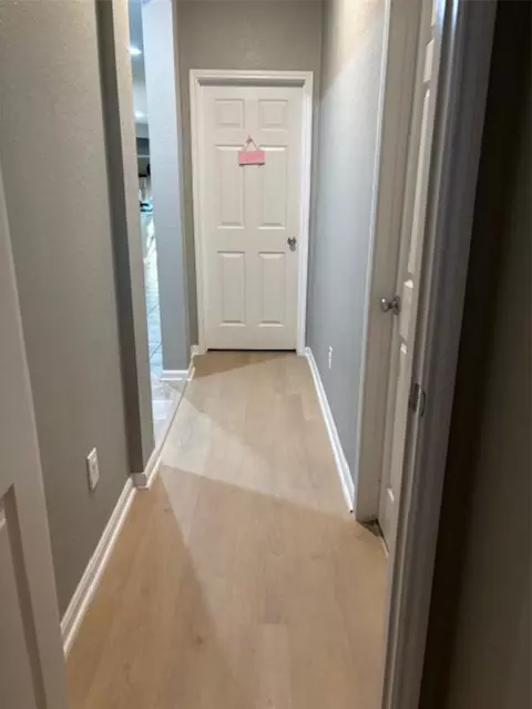 Entry Way - 1118 Upton Ct, Conroe, TX 77304 photo 3 of 5
