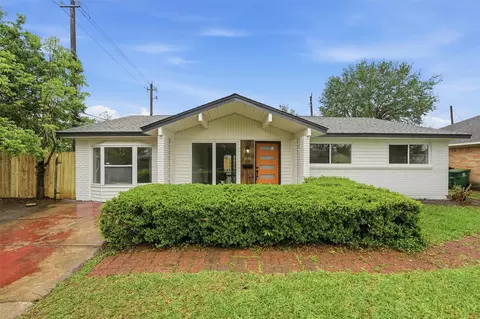 4110 Brookston St, Houston, TX 77045