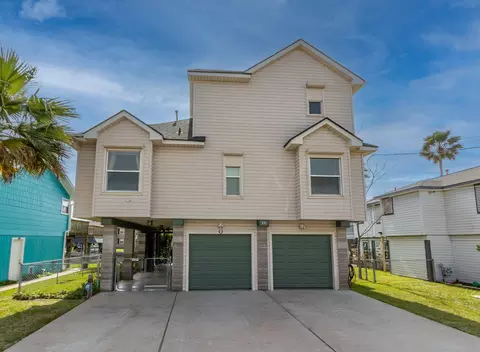 391 Ling St, Bayou Vista, TX 77563