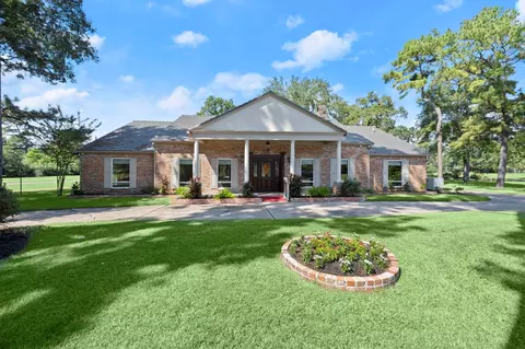 5918 Southern Hills Dr, Houston, TX 77069