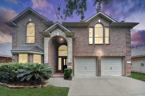 5719 Indigo Trails Dr, Richmond, TX 77469