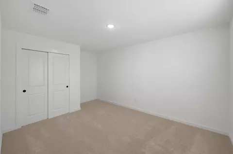 Bedroom - 7834 Jade Crest Dr, Angleton, TX 77515 photo 4 of 6