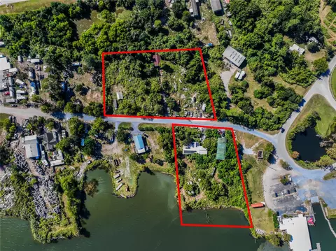 17513 River Rd, Channelview, TX 77530